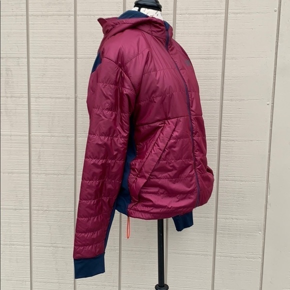 new balance Heat Men’s Hybrid Athletic Jacket - Picture 10 of 16